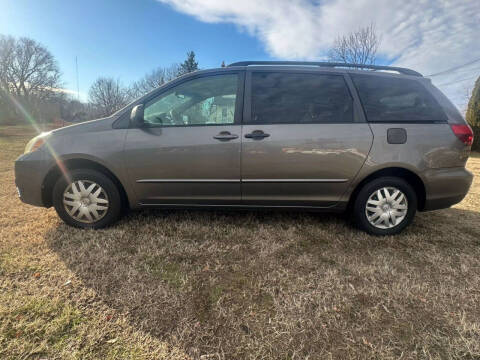 2004 Toyota Sienna