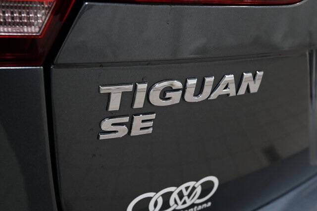 2021 Volkswagen Tiguan SE R-Line Black