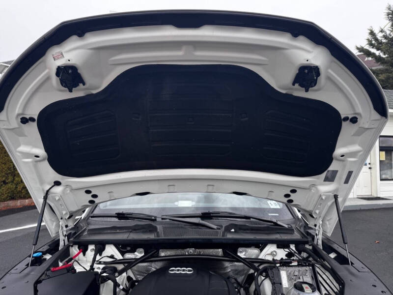 2020 Audi Q5 quattro Premium Plus 45 TFSI