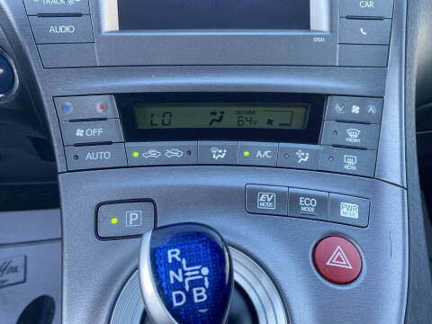 2014 Toyota Prius Three