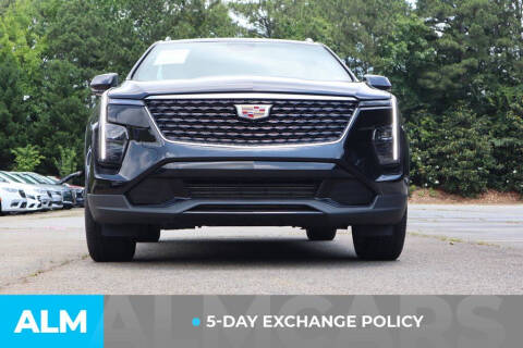 2025 Cadillac XT4 Premium Luxury