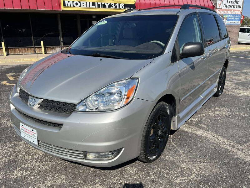 2004 Toyota Sienna
