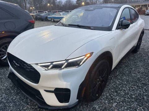 2025 Ford Mustang Mach-E Premium