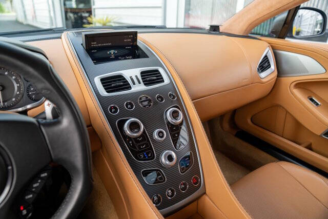 2017 Aston Martin Vanquish 20