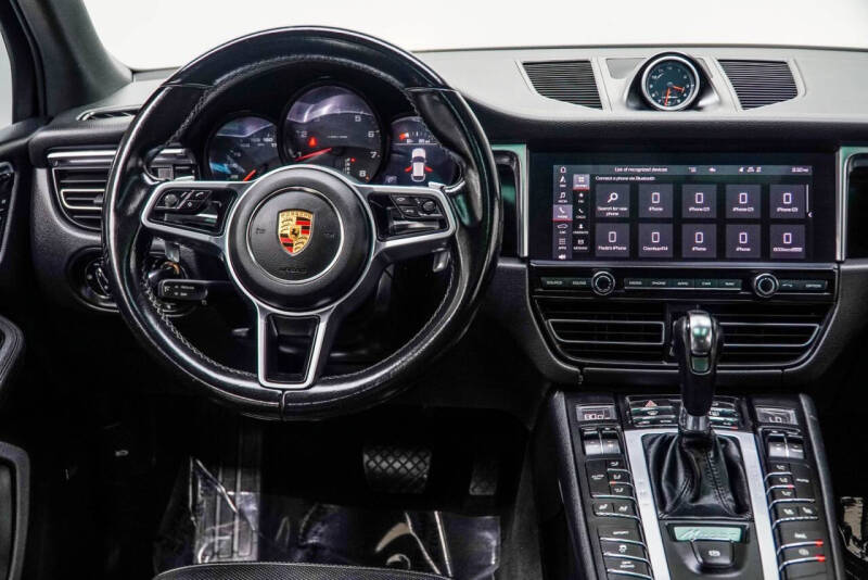 2021 Porsche Macan