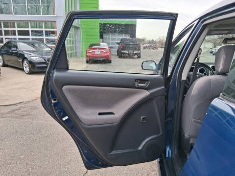 2004 Toyota Matrix XR