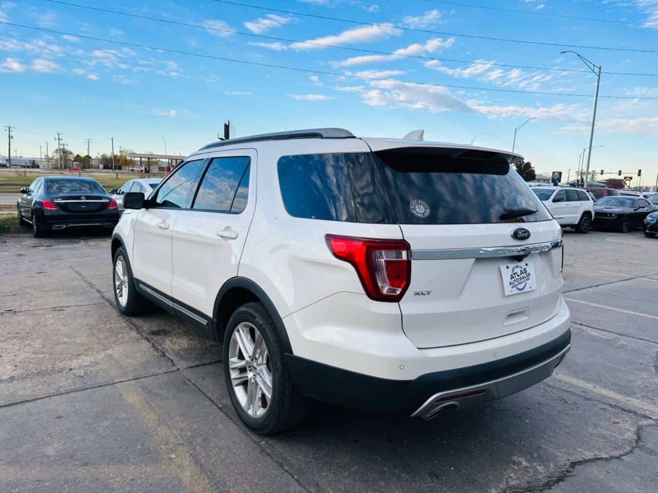 2017 Ford Explorer for sale at Atlas Auto Sales LLC in Lincoln, NE