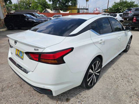 2021 Nissan Altima 2.5 SR