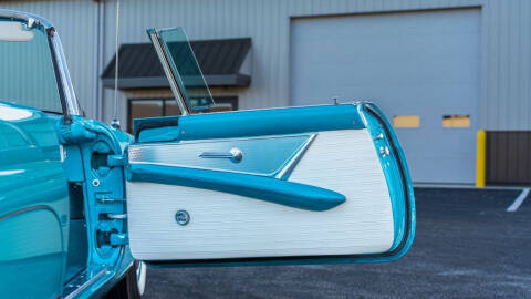 1956 Ford Thunderbird