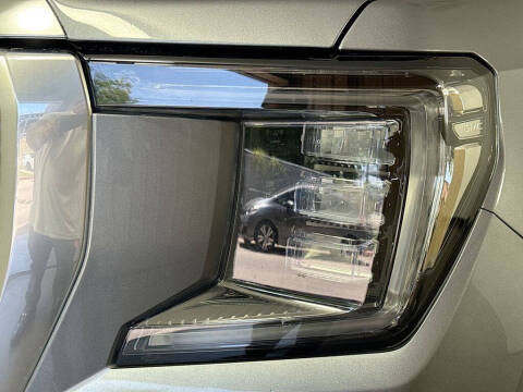 2022 GMC Yukon Denali