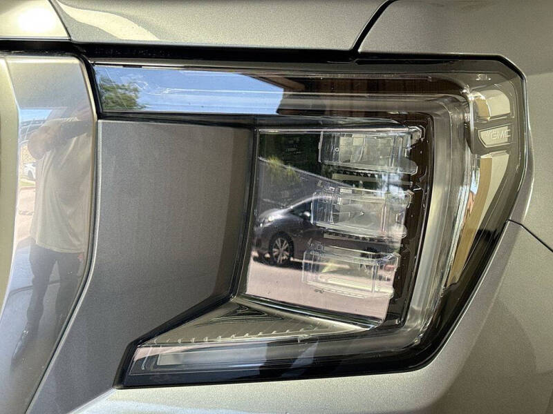 2022 GMC Yukon Denali