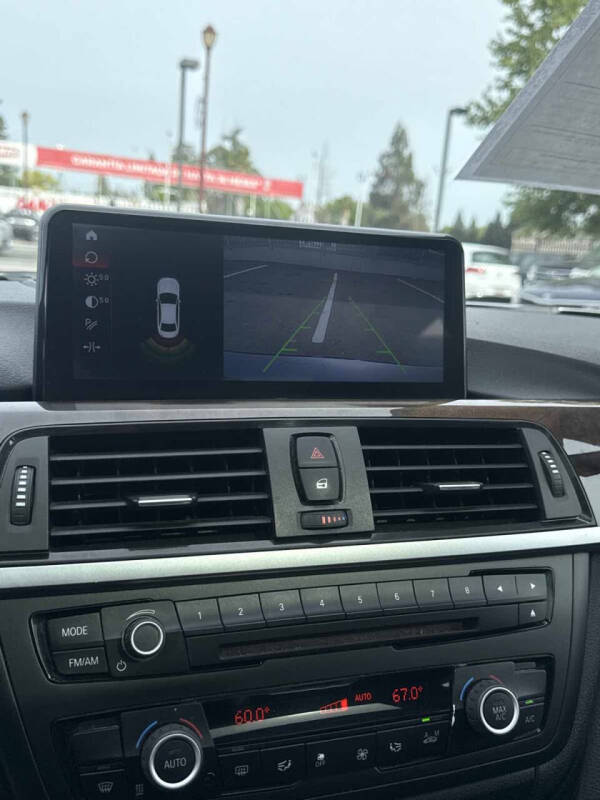 2015 BMW 3 Series 328i