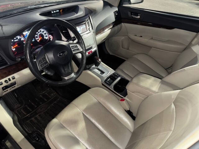 2013 Subaru Legacy 3.6R Limited