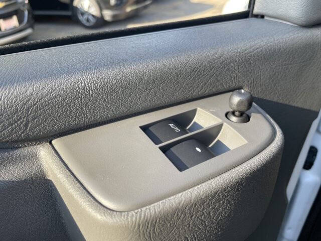 2025 Chevrolet Express 2500