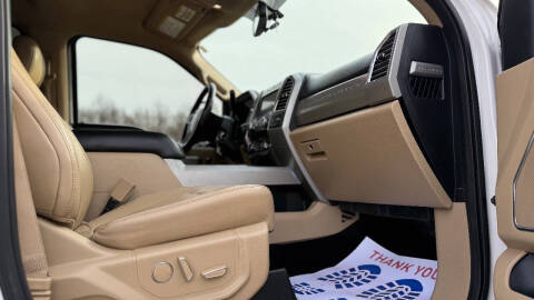 2017 Ford F-350 Super Duty Lariat