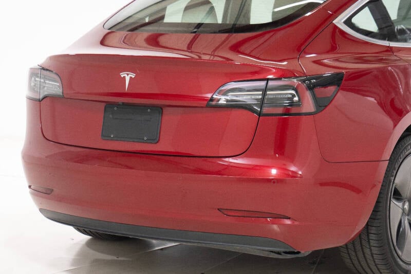 2019 Tesla Model 3 Base photo 18