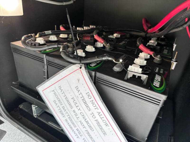 2019 Tiffin Phaeton 40qkh BUNK BEDS, King Bed