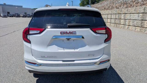 2024 GMC Terrain Denali