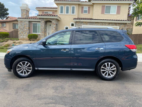 2013 Nissan Pathfinder SV