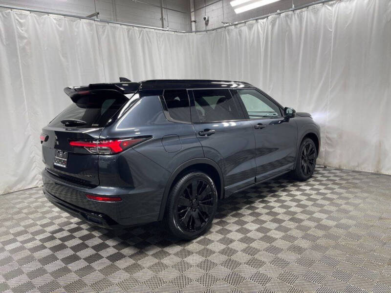 2026 Mitsubishi Outlander Black Edition