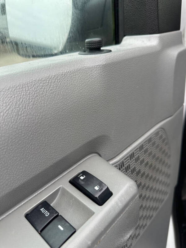 2011 Ford E-Series E-350 SD XL