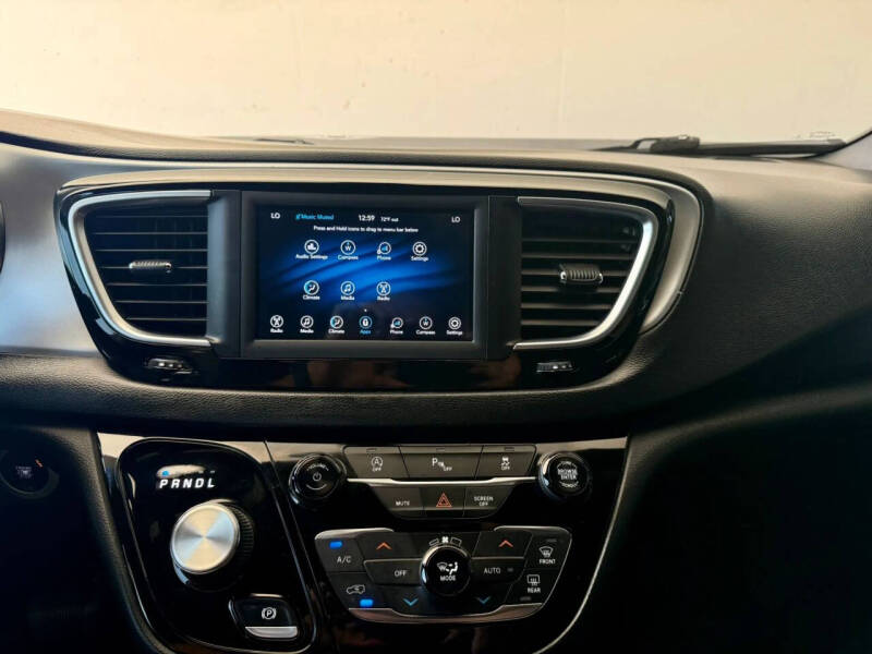 2019 Chrysler Pacifica Touring Plus