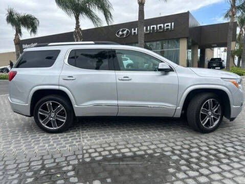 2017 GMC Acadia Denali