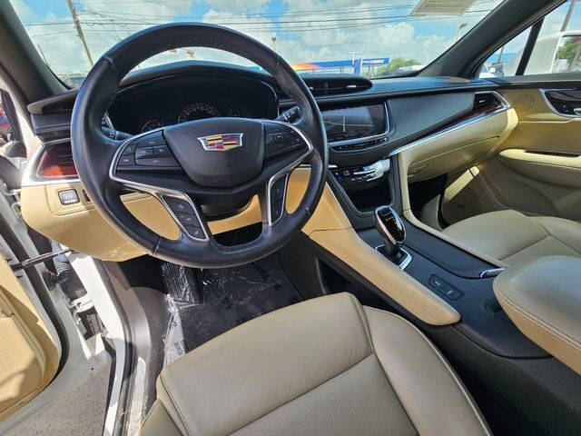 2018 Cadillac XT5 Premium Luxury