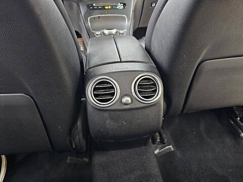 2019 Mercedes-Benz GLC GLC 300