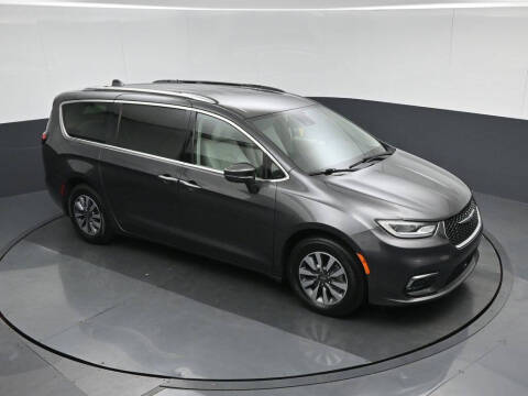 2021 Chrysler Pacifica Hybrid Touring L