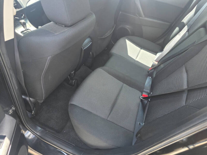 2012 Mazda MAZDA3 i Touring