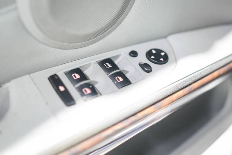 2006 BMW 3 Series 330i