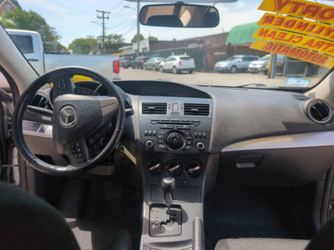 2012 Mazda MAZDA3 i Touring