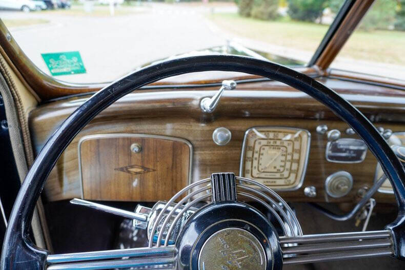1936 Chrysler Imperial