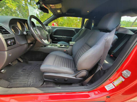 2012 Dodge Challenger SXT