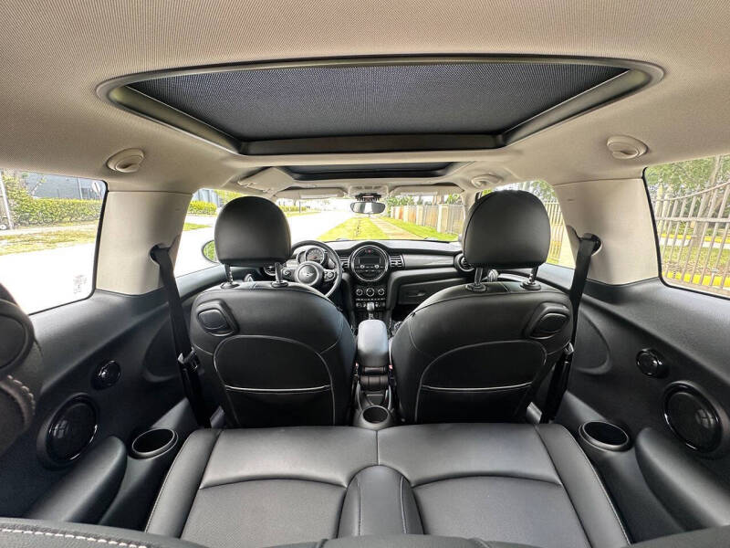 2015 MINI Hardtop 2 Door Cooper