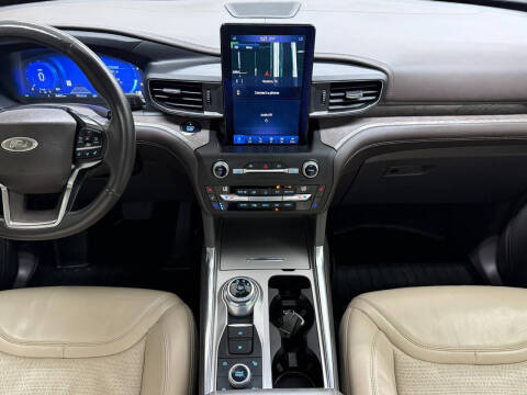 2020 Ford Explorer Platinum