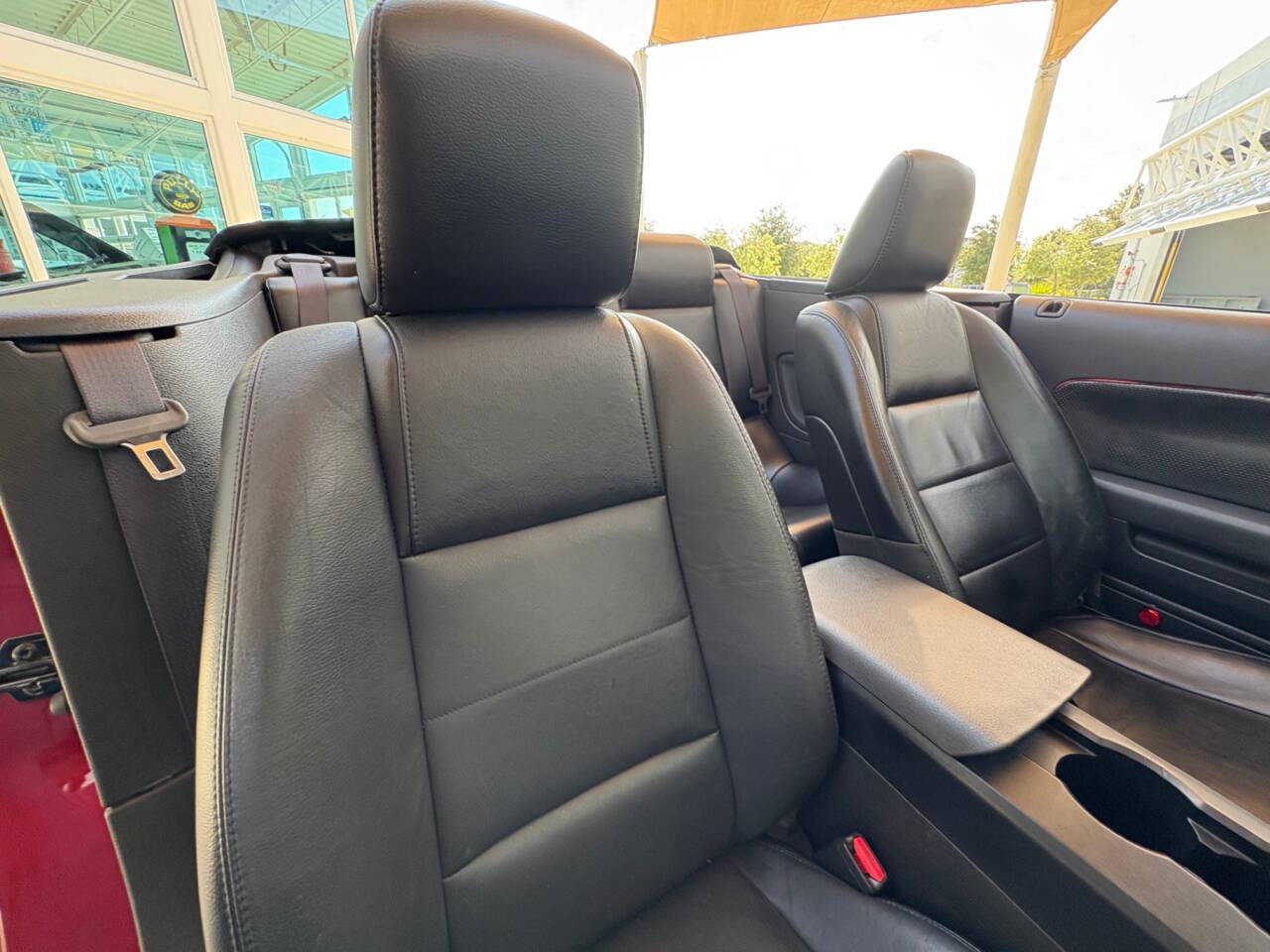 2006 Ford Mustang 39