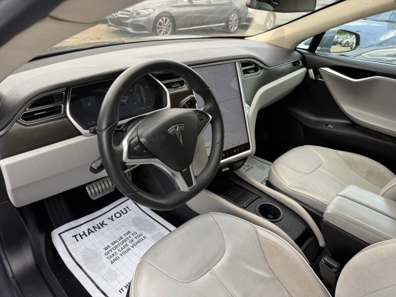 2013 Tesla Model S Performance