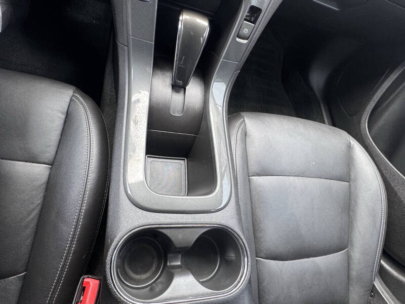 2013 Chevrolet Volt Base - Photo 17