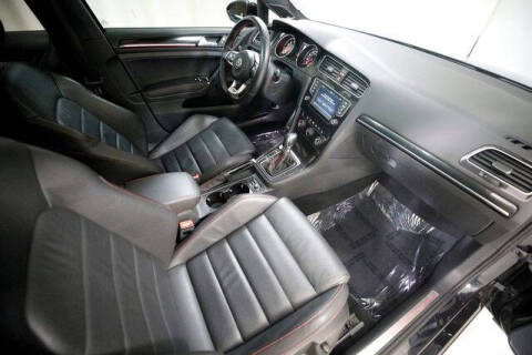 2017 Volkswagen Golf GTI SE