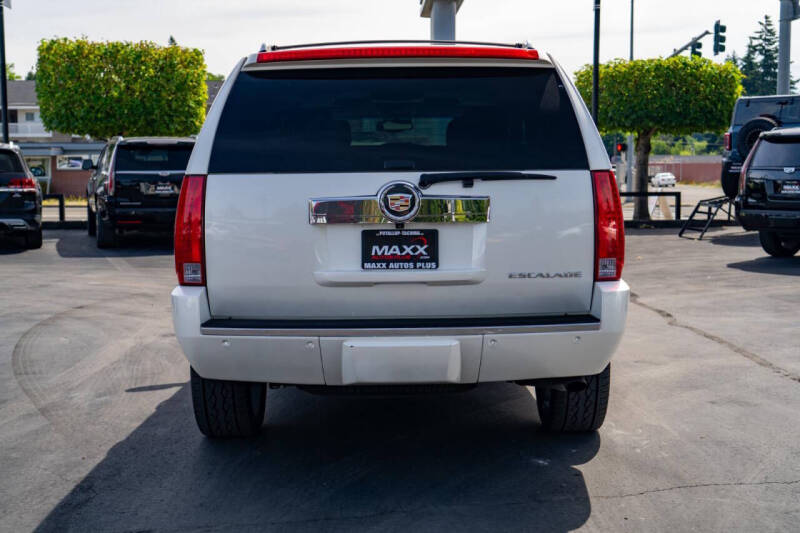 2013 Cadillac Escalade Premium