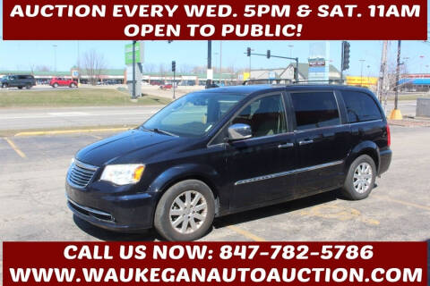 2011 Chrysler Town and Country for sale at Waukegan Auto Auction in Waukegan IL