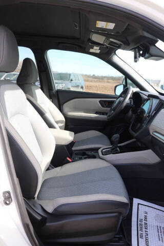 2025 Subaru Forester Premium
