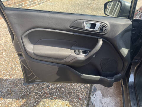 2015 Ford Fiesta SE