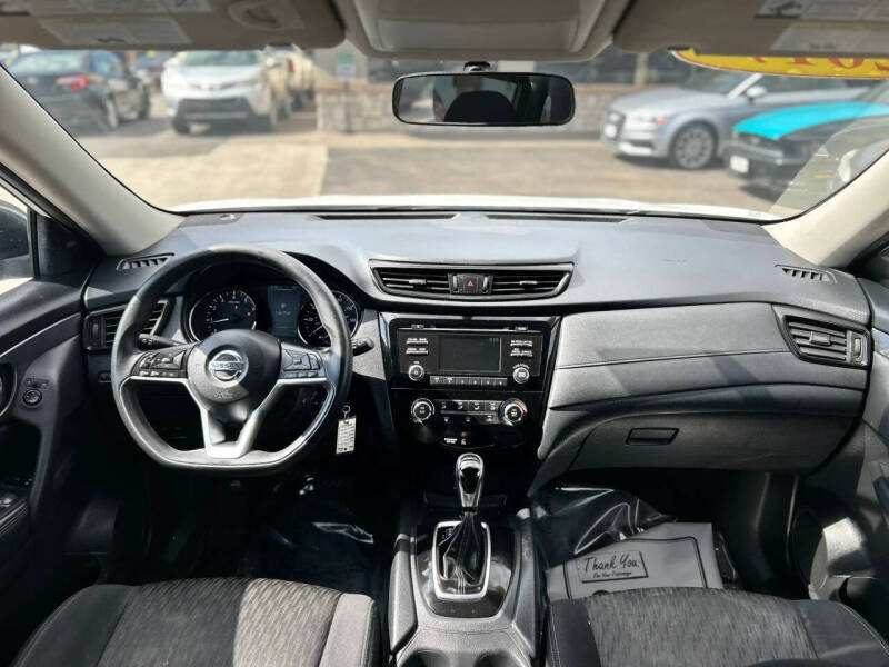 2017 Nissan Rogue