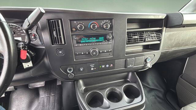 2023 Chevrolet Express LS 3500