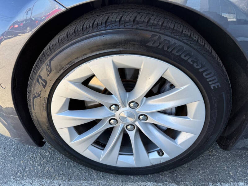 2018 Tesla Model S 75D