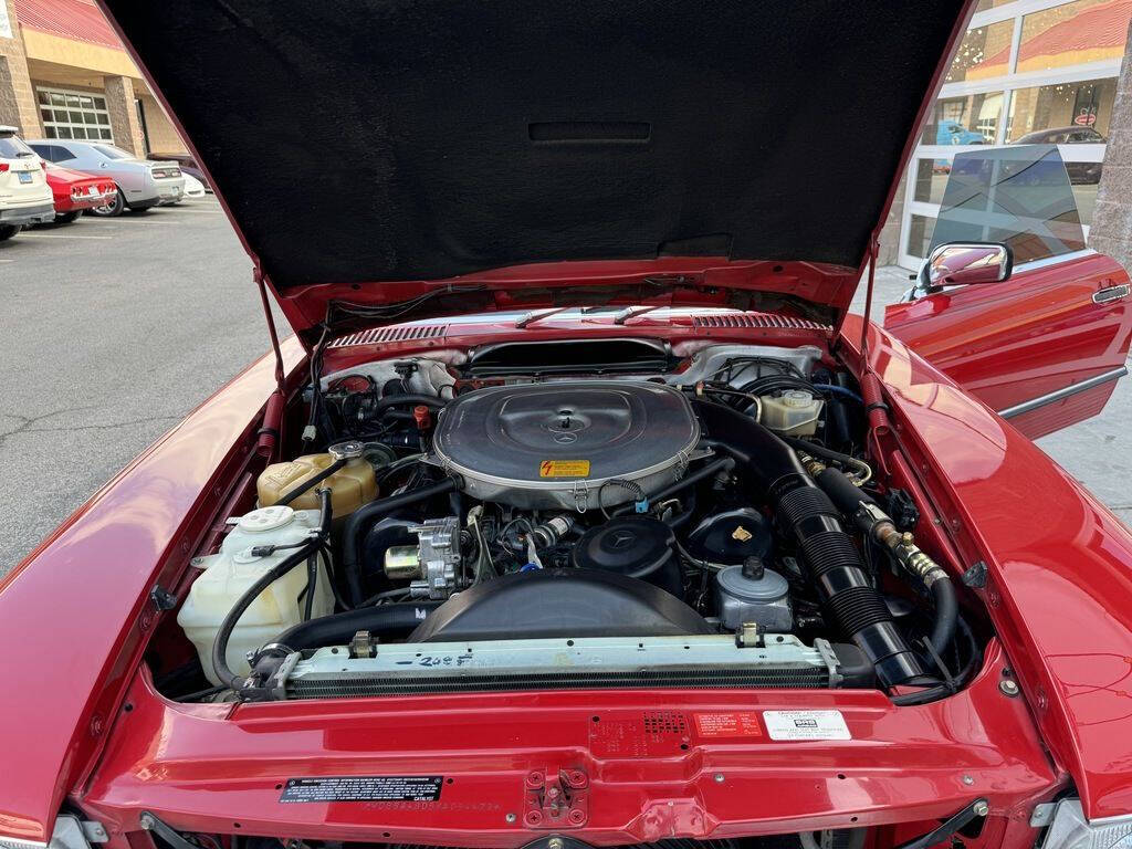 1989 Mercedes-Benz 560-Class 27