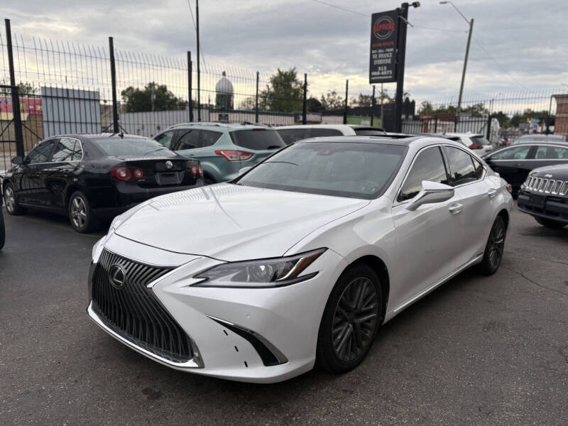 2021 Lexus ES 300h